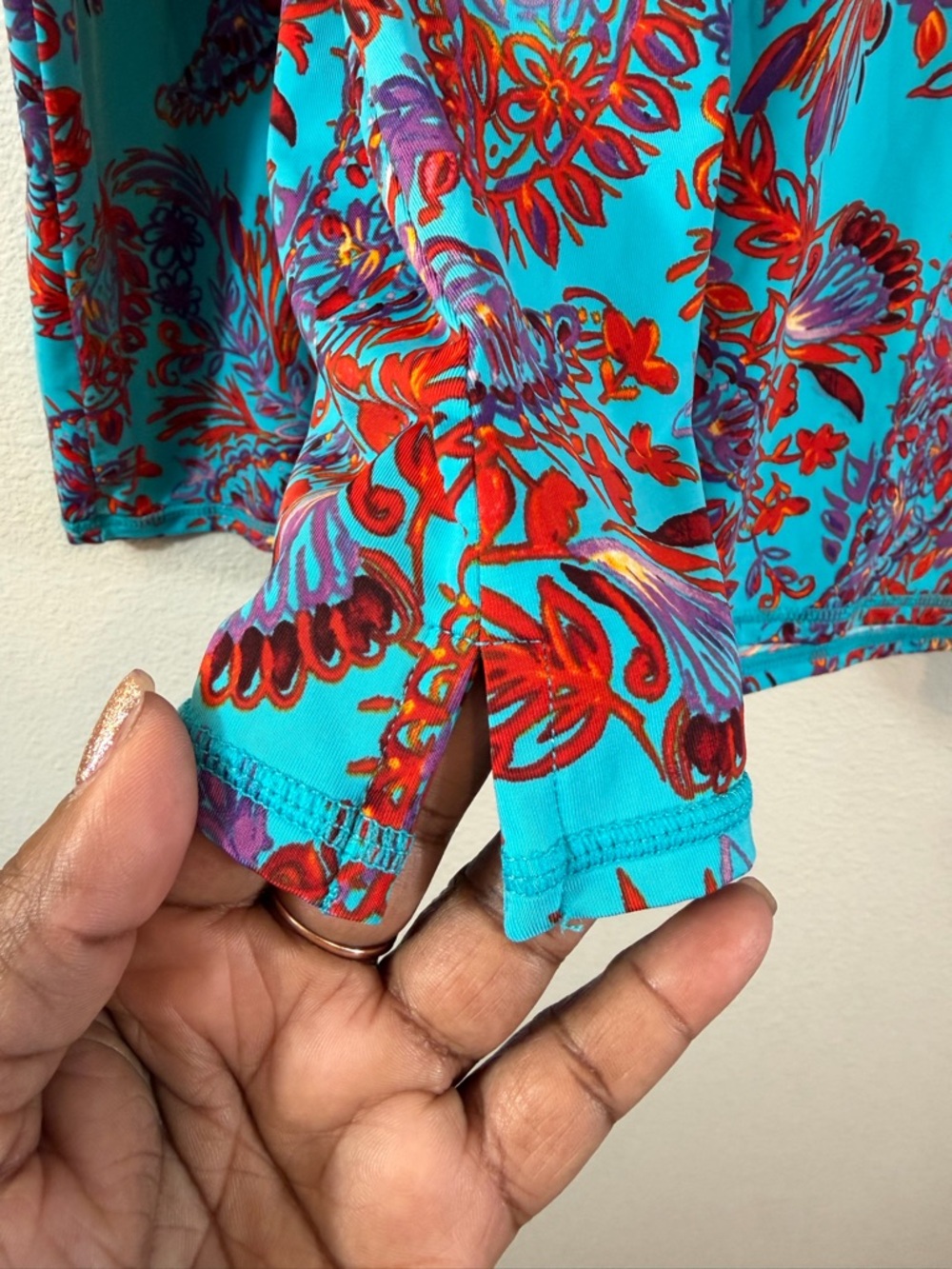 Garnet Hill Rashguard Blue Red Paisley Print Size XL Swim Surf Beach Vacation - Picture 4 of 8